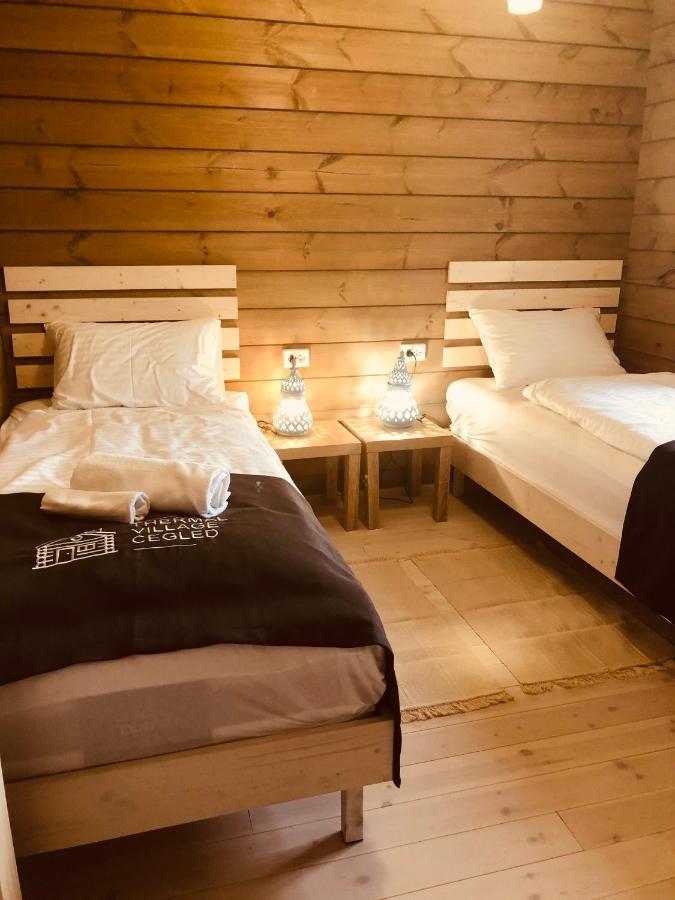 Club Thermal Village Cegléd Eksteriør billede