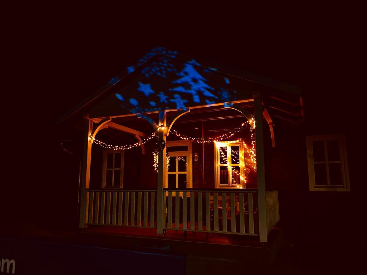 Club Thermal Village Cegléd Eksteriør billede